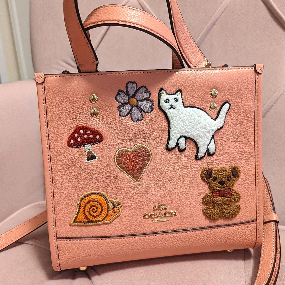 Coach Dempsey 22 Creatures Candy Pink